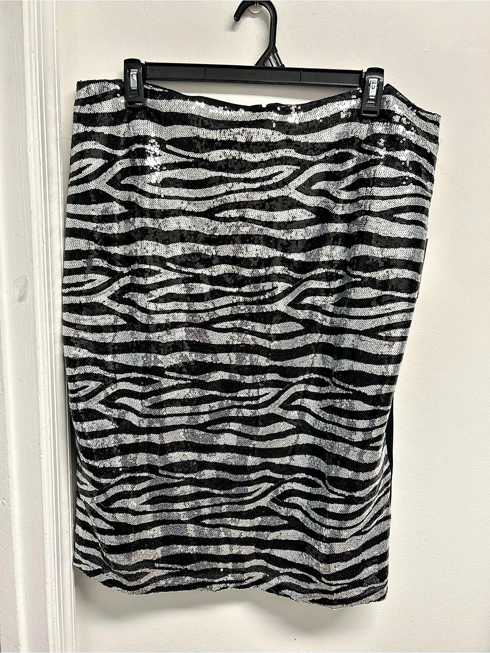 Eloquii Sequin Zebra Pencil Skirt Black & Silver Size 20 NWT
